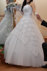 Продам  нежное свадебное платье Крым