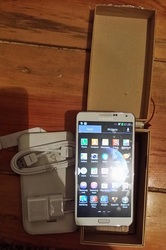 Samsung Galaxy Note 3 SM-N90 - 32GB - Белый. СИМКА ЛЮБОГО РЕГИОН МИРА!