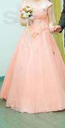 Продам платье персикового цвета