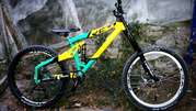 Продам велосипед yeti dh 9